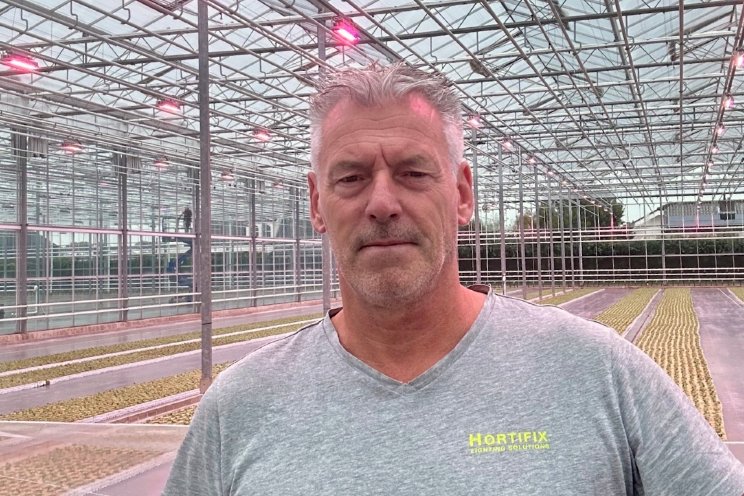 'Dimbare LED’s bedienen via app wordt een trend' 'Dimbare LED’s bedienen via app wordt een trend'