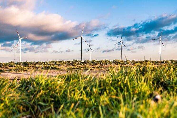 Shell en Eneco bouwen windpark voor de kust